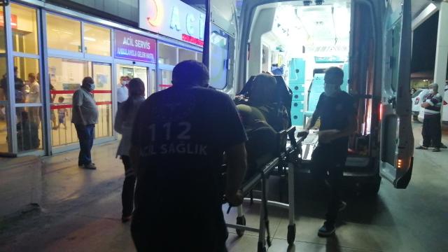 Yıldırım isabet eden 3 kişi yaralandı
