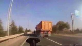 Motosikletliyi ezen şoför 'kasten öldürmeye teşebbüs'ten tutuklandı