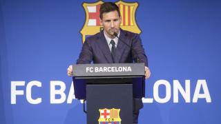 Messi, Barcelona'ya gözyaşlarıyla veda etti