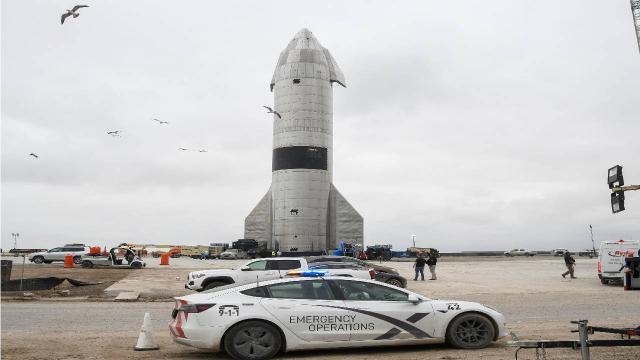 SpaceX, Starshipi 2022 başında yörüngeye göndermeyi deneyecek