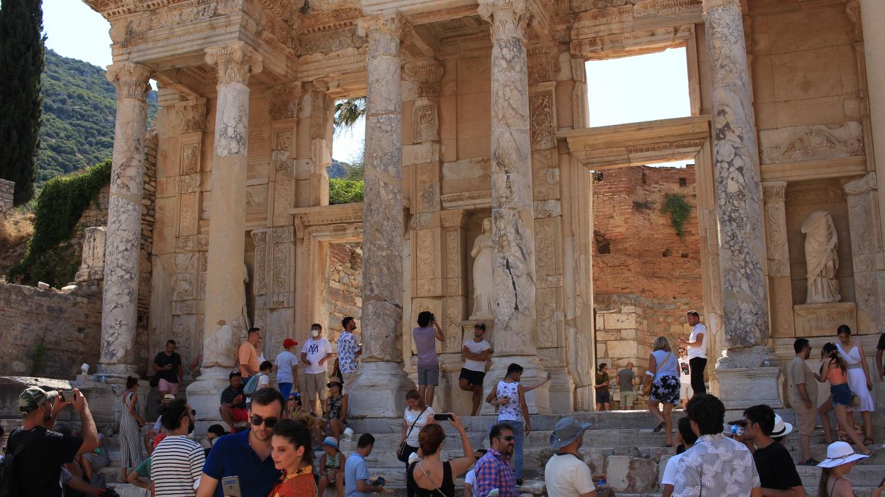 Celsus Kütüphanesi