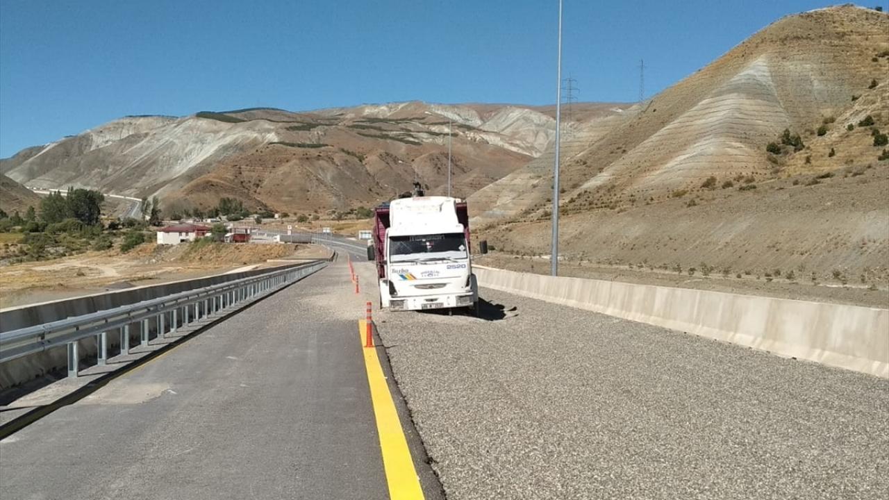 Kum ve mıcıra batan araçlar güvenli şekilde durabiliyor