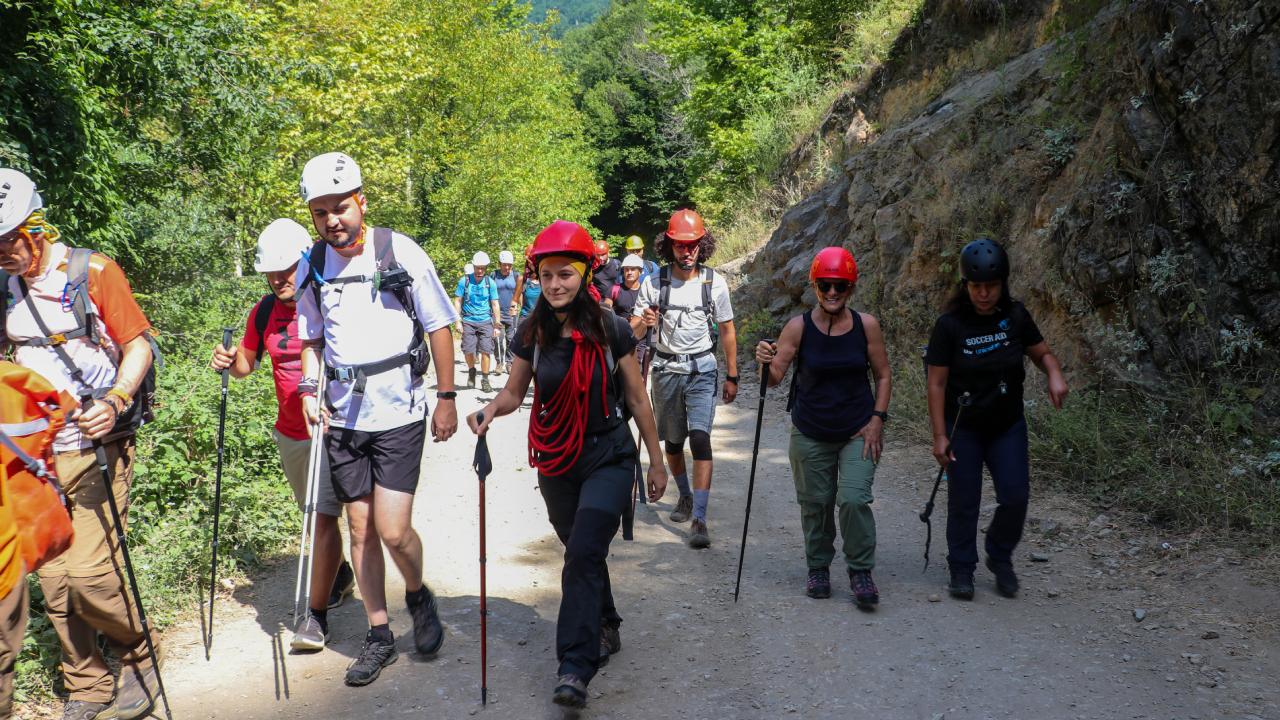 Müflizdere Kanyonu'nda doğaseverler nefes alıyor