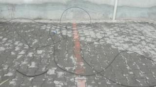 Elektrik direğine yıldırım düştü