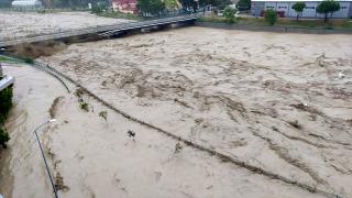 Sinop'ta etkili olan yağış, Ayancık ilçesini vurdu