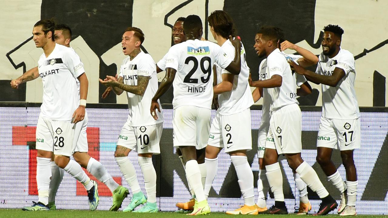 Altay sezona farklı başladı