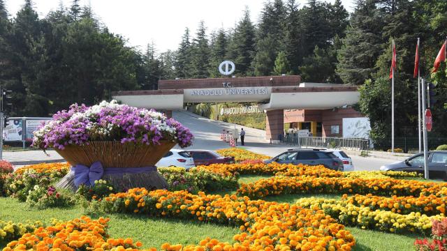 Anadolu Üniversitesi hibrit eğitim modeli uygulayacak