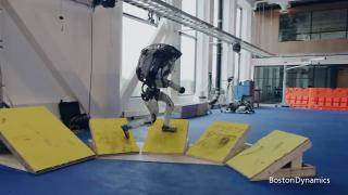 Boston Dynamics insansı robot Atlas’ın yeni görüntülerini yayınladı
