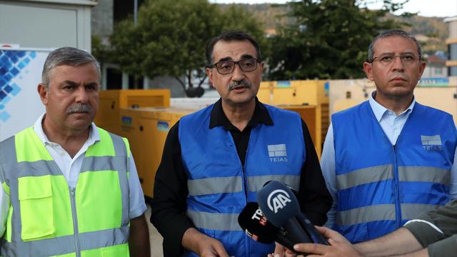Afet bölgesindeki vatandaşların elektrik faturaları 3 ay ertelenecek