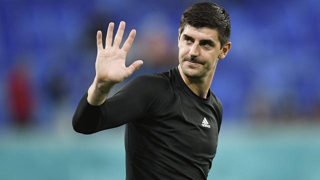 Belçikalı yıldız kaleci Courtoisdan UEFA ve FIFAye eleştiri
