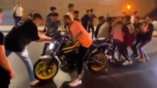 Asker uğurlamada eğlencenin dozunu kaçırdılar