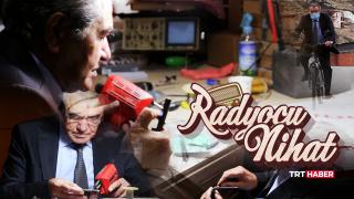 Yarım asırdır takım elbiseyle televizyon tamir ediyor