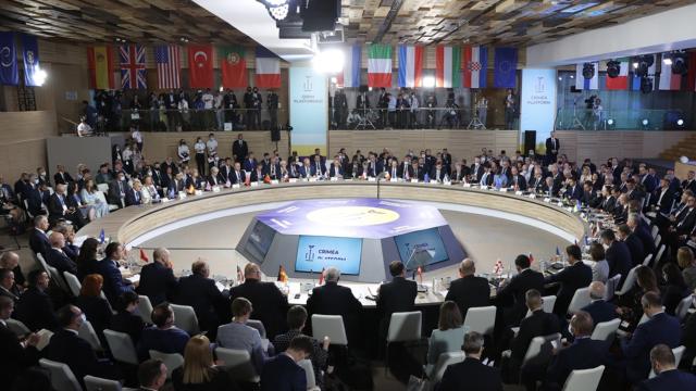 Kırım Platformu Zirvesinde Ukraynaya destek mesajı