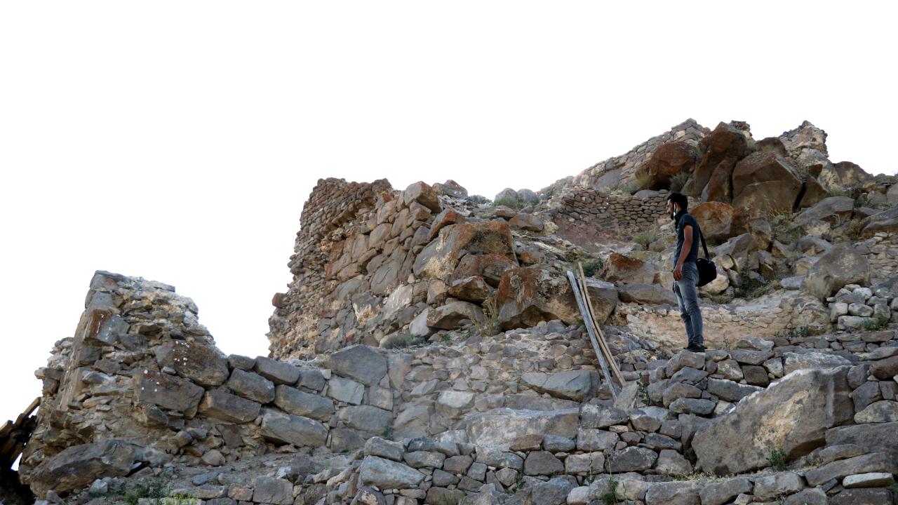 Kalenin burçları şehir merkezinden görülecek