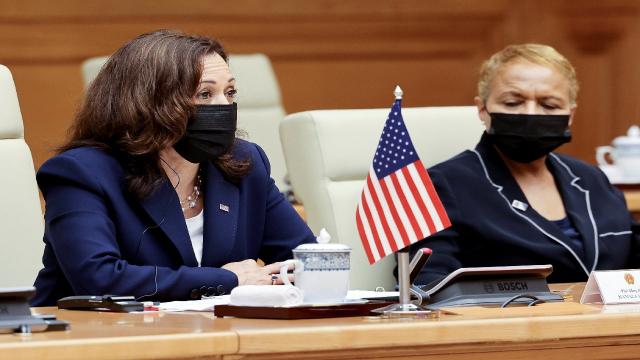 Harris Çin üzerinde baskıyı arttırma vurgusu yaptı
