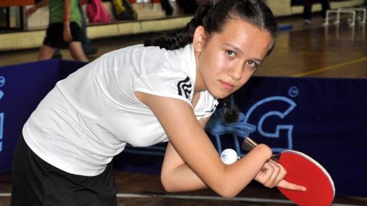 Masa tenisinde Merve Cansu Demir ilk maçını kaybetti