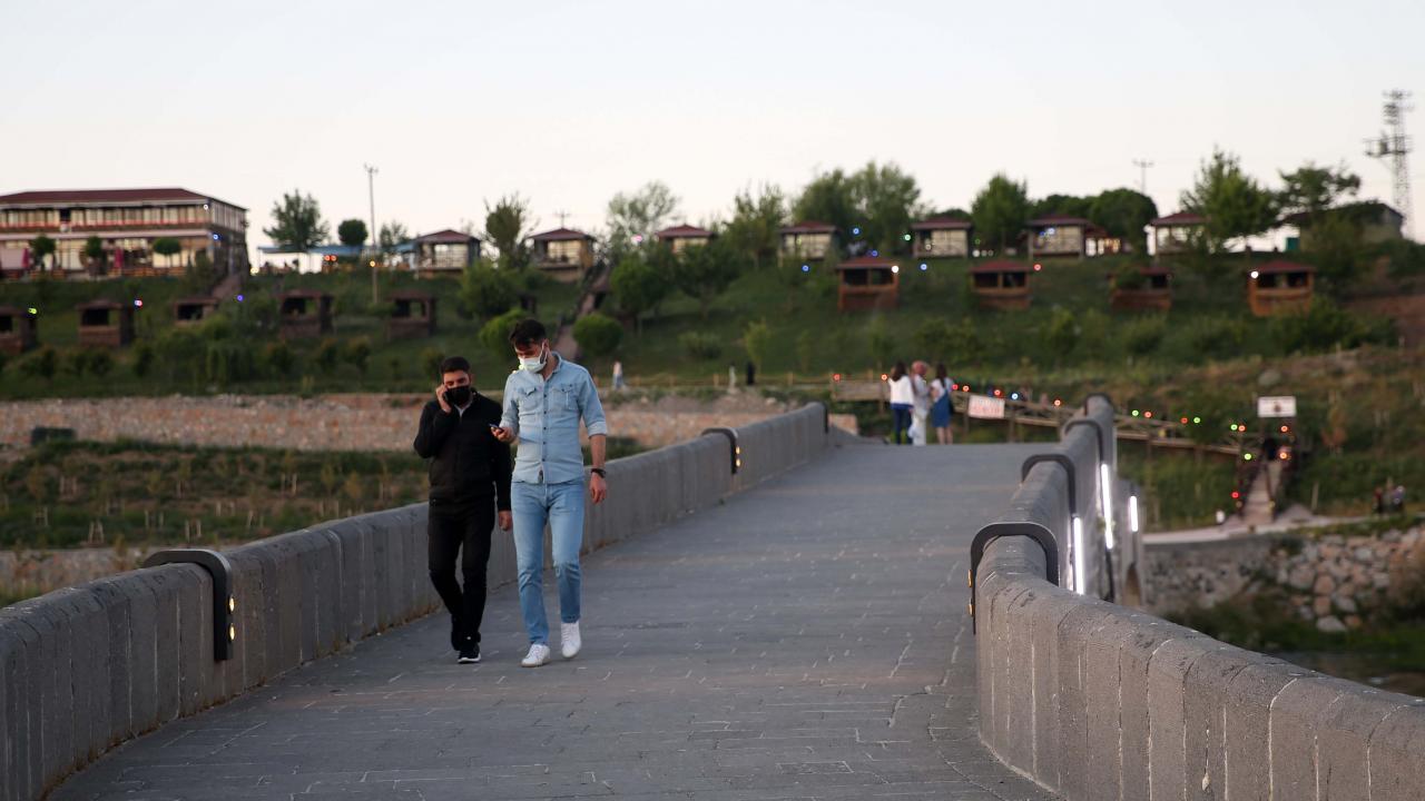 Muş - 305,02