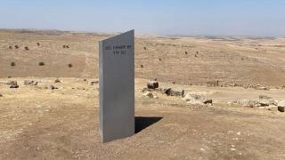 Gizemli monolit bu kez Diyarbakır'da