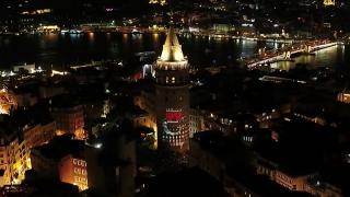 Galata Kulesi'nde 30 Ağustos Zafer Bayramı'na özel ışık gösterisi