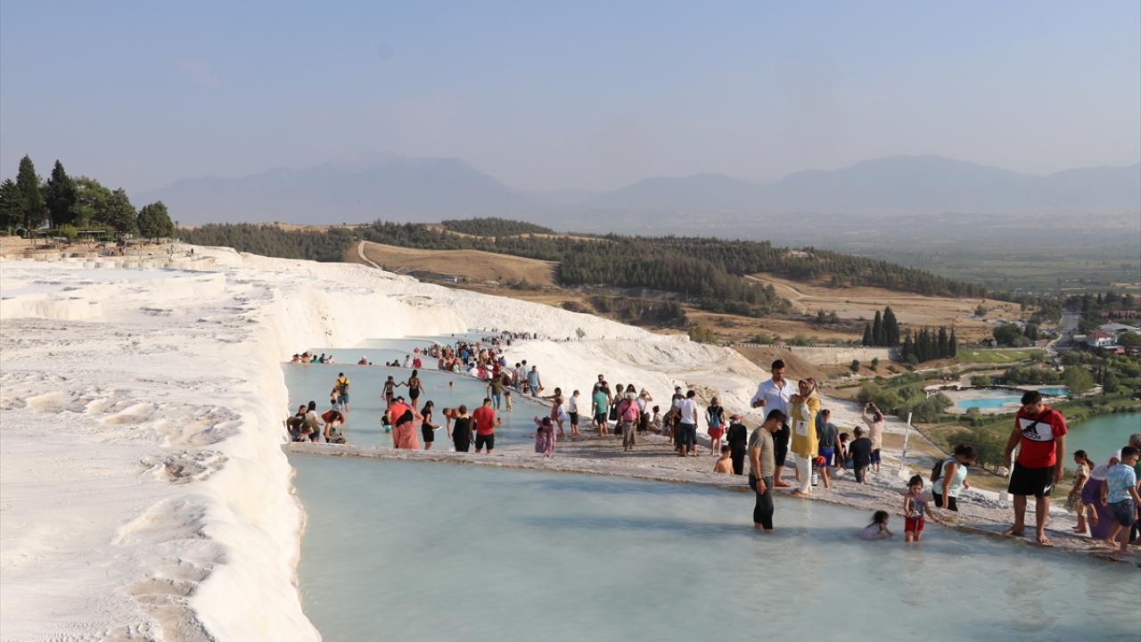 "İlk 6 aydaki misafirden fazlasını temmuzda ağırladık"