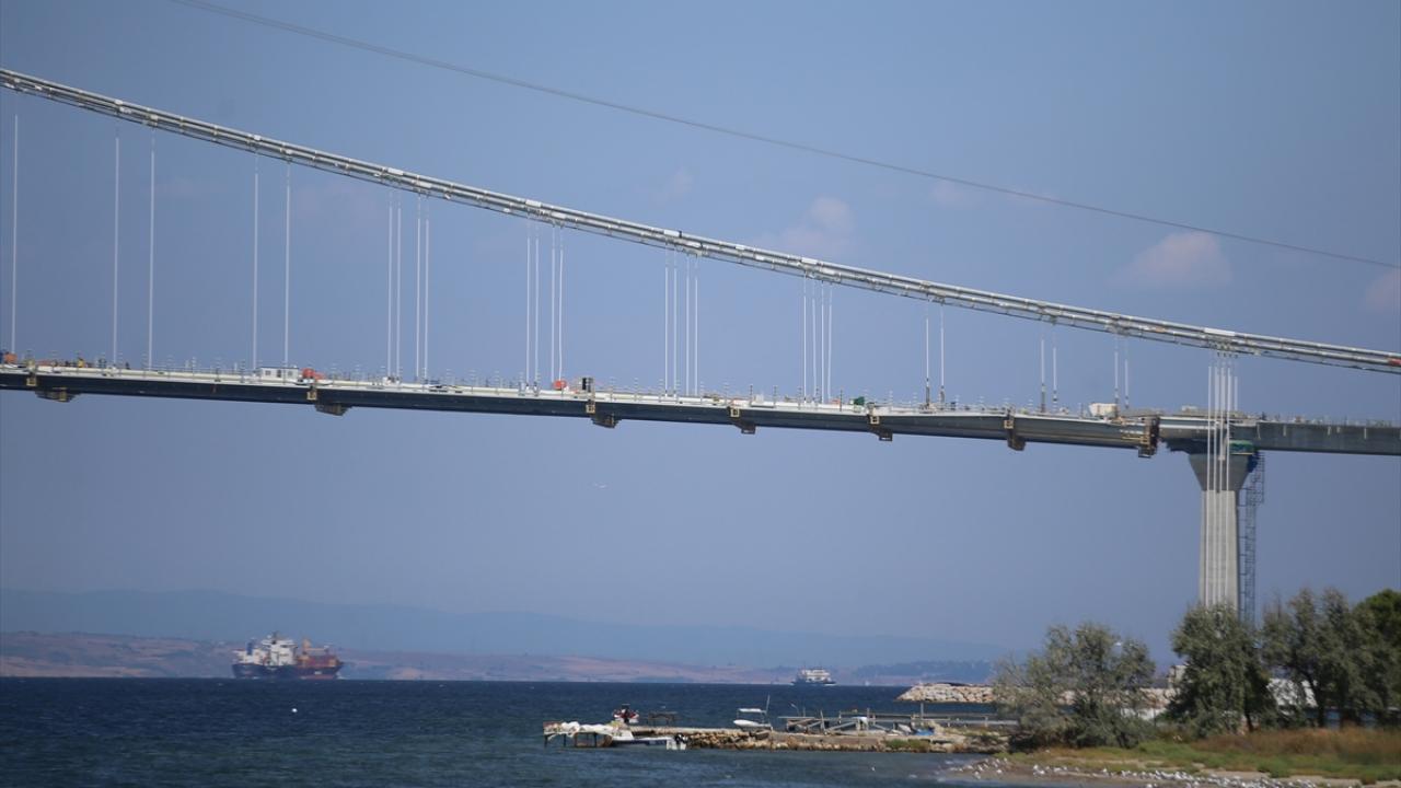 Köprünün iki ayak aralığı 2023 metre