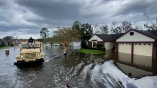 ABD’de Ida kasırgası: Louisina eyaletinde benzin sıkıntısı başladı