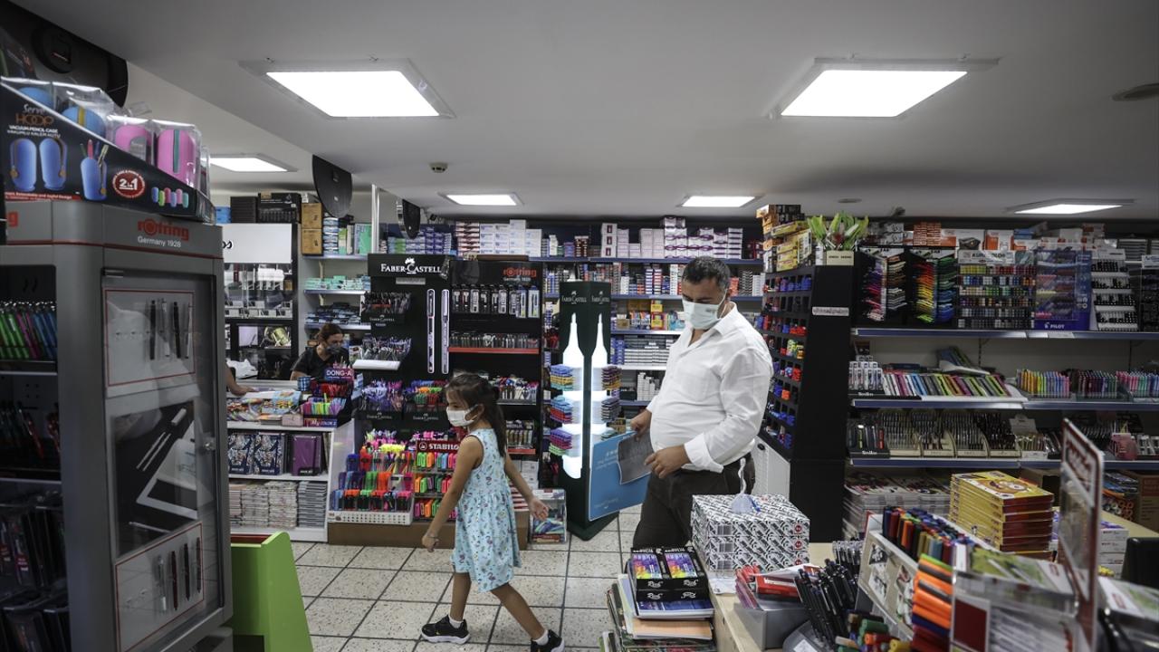 "Devlet okulunda masraf 500 lirayı bulabiliyor"