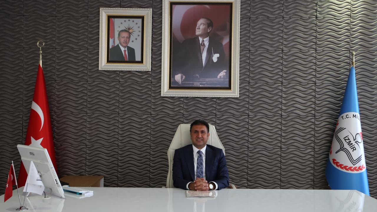 İzmir İl Milli Eğitim Müdürü Murat Mücahit Yentür, 2021-2022 eğitim öğretim döneminin eğitim camiasına hayırlı olmasını diledi.