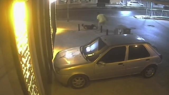 Mersinde çıkan bıçaklı kavgada 1 kişi yaralandı