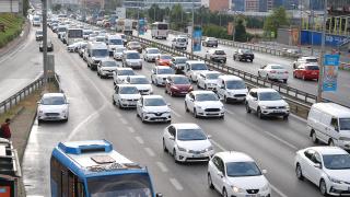 İstanbul'da okulların ilk günü trafik yoğunluğu