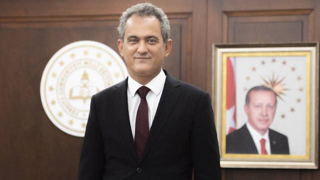 Bakan Özerden yeni eğitim dönemi mesajı