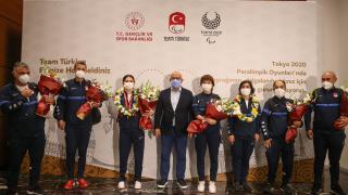 Tokyo Paralimpik Oyunları'nda masa tenisinde yarışan milli sporcular yurda döndü