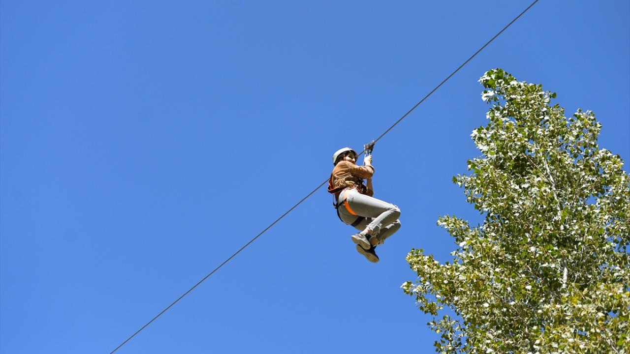 "28 kilometrelik rafting parkurumuz var"