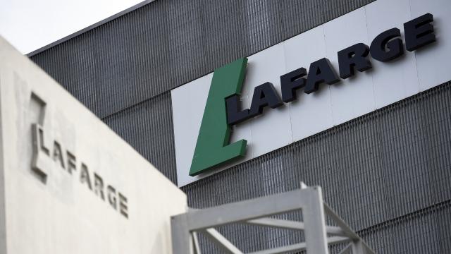 Paris Ceza Mahkemesi Lafarge'ın terör örgütünü finanse etmekten suçlu olduğuna hükmetti