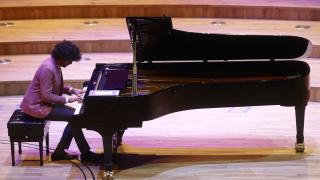 Fransız piyanist CSO Ada Ankara'da konser verdi