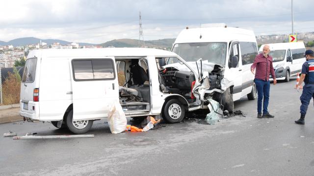 Sancaktepede trafik kazasında 4 kişi yaralandı