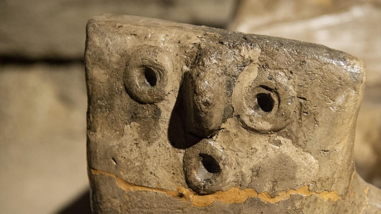 Tarihsel süreçte değişmeyen ocak-aile ilişkisini gösteriyor