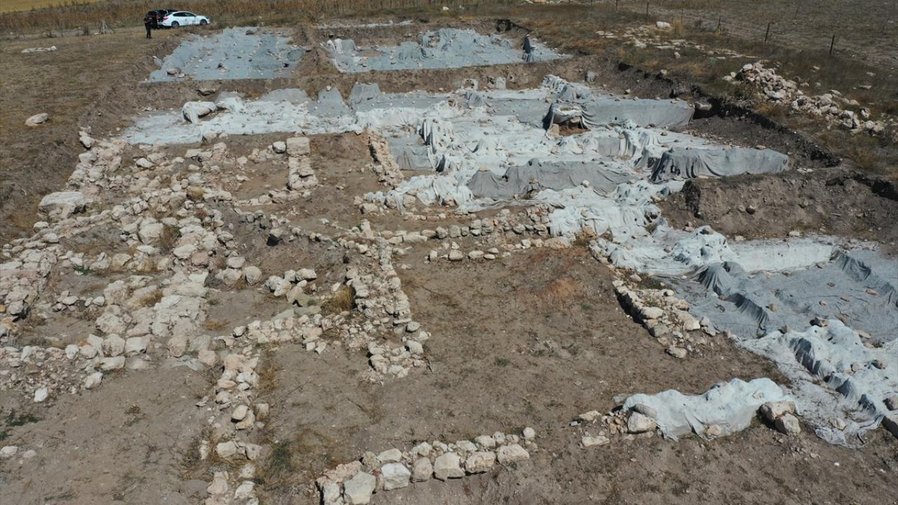 "Tapınağın 14 odalı olduğundan bahsediliyor"