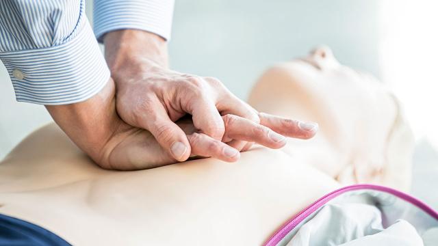 Türk Kızılaydan Dünya İlk Yardım Günü teması
