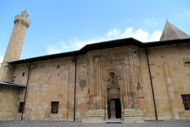 2. Divriği Ulu Camii ve Darüşşifası