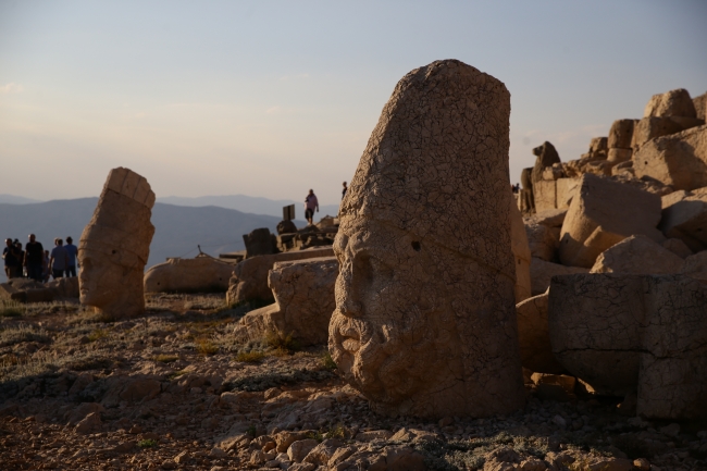 4. Nemrut Dağı