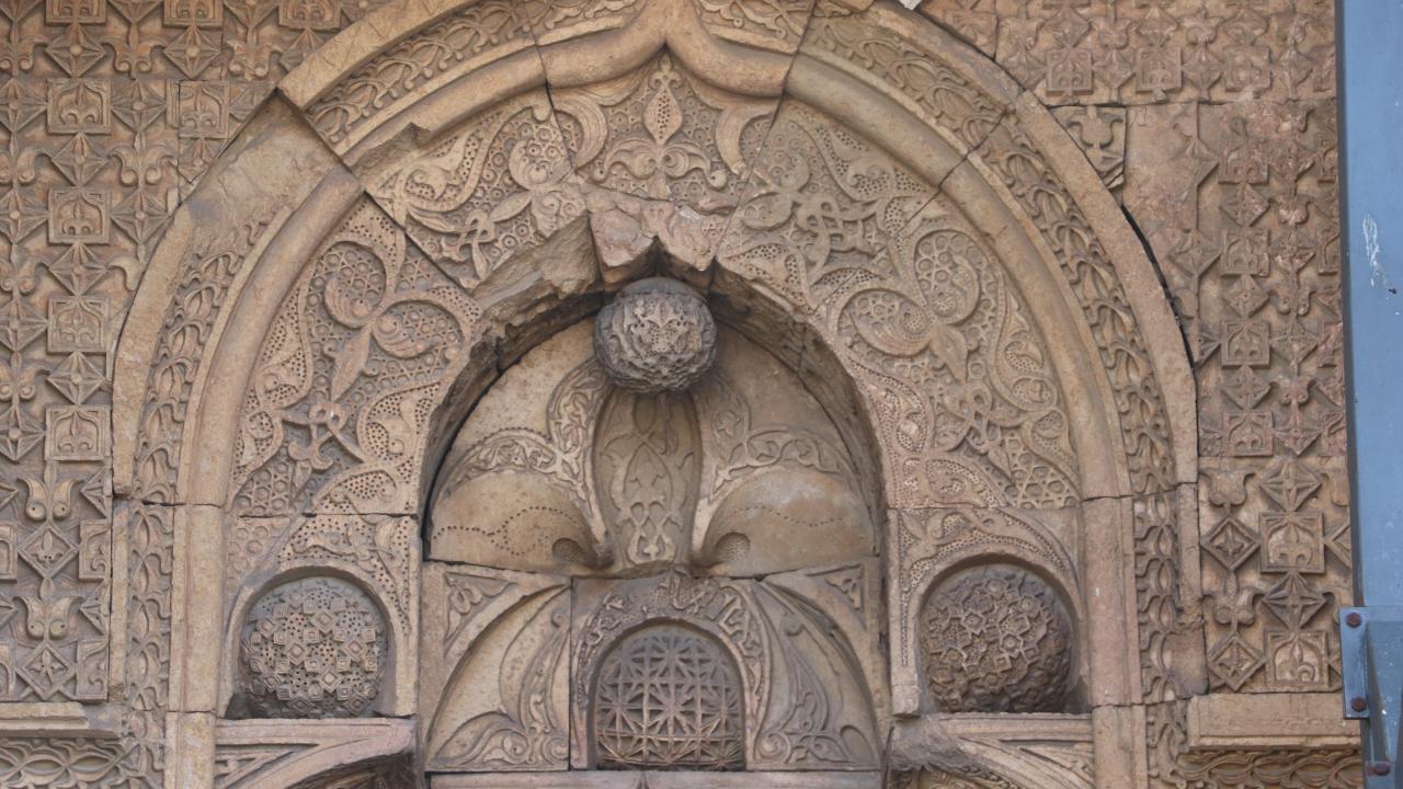 "Hiçbir motif ve şekil tekrar edilmemiştir"