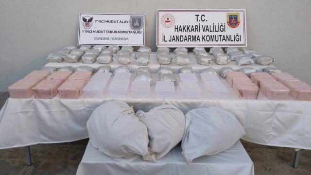 Hakkaride 98 kilo 600 gram uyuşturucu ele geçirildi