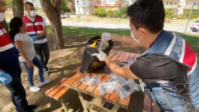 Alışveriş poşetinden 20 tabanca çıktı