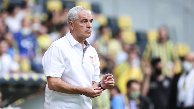 Rıza Çalımbay: Milli takım her şeyin üstünde gelir