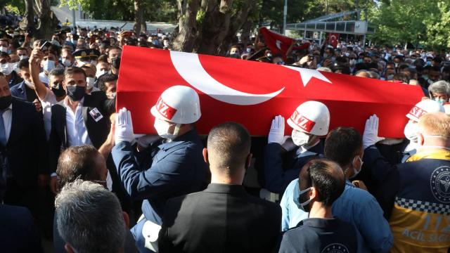 Şehit Piyade Uzman Çavuş Mücahit Sınırtepe son yolculuğuna uğurlandı