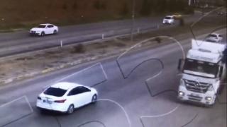 Ters yönde giden tır paniğe neden oldu