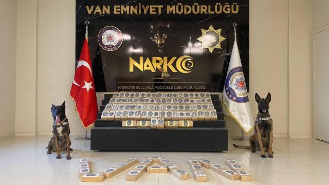 Vanda 115 kilogram eroin ele geçirildi