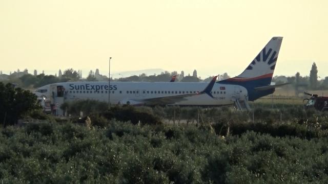 Yolcusu rahatsızlanan uçaktan Balıkesire zorunlu iniş