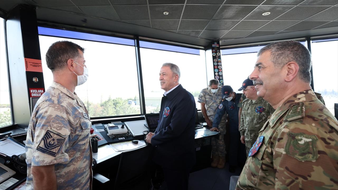 "Hamınız salamat ve yahşı galın"